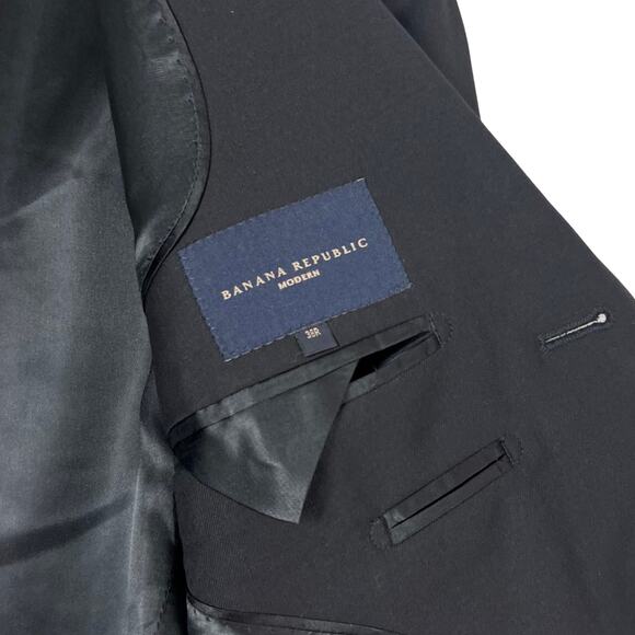 Banana Republic Modern 100% Wool Blazer Black 38R Classic Tailored Old Money - Picture 7 of 8